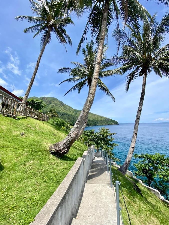 Tongatok Cliff Resort Mambajao Exterior photo