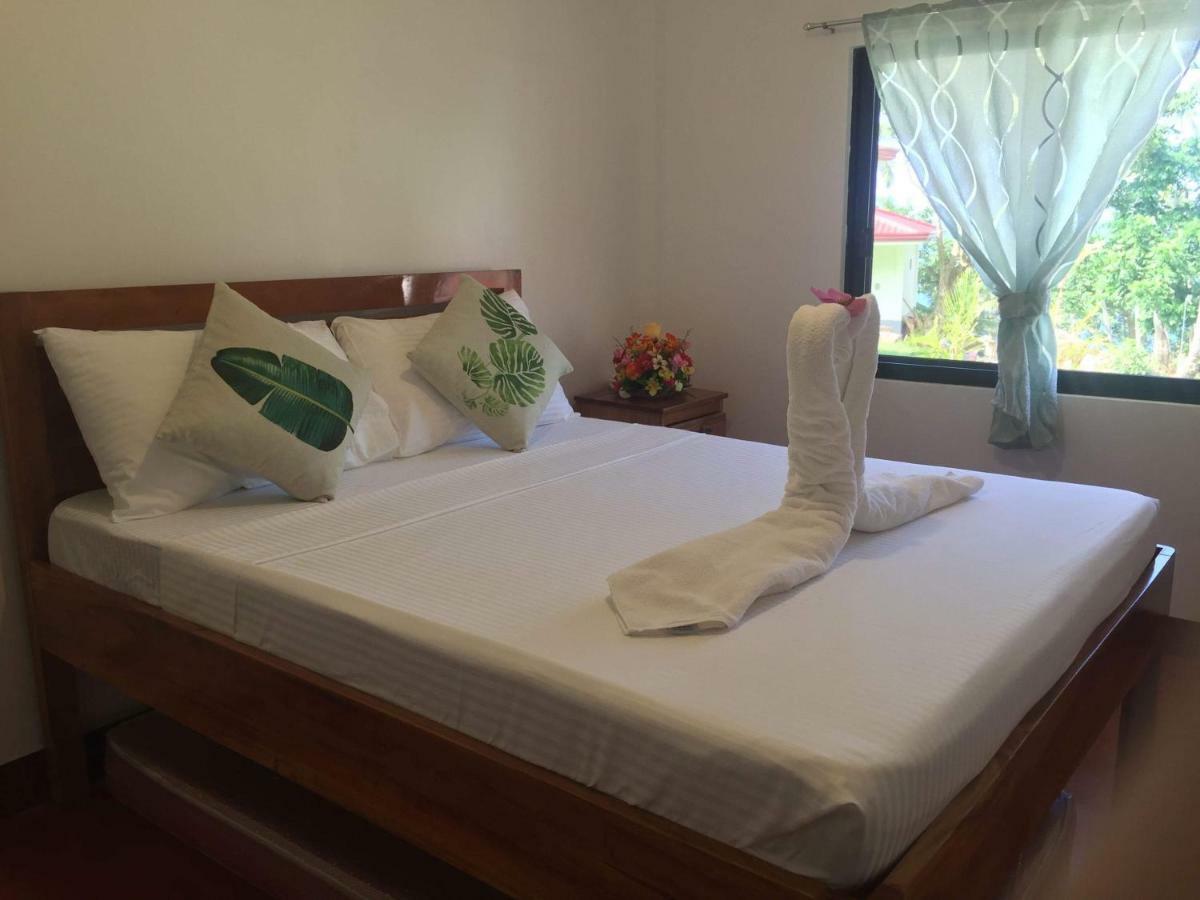 Tongatok Cliff Resort Mambajao Exterior photo