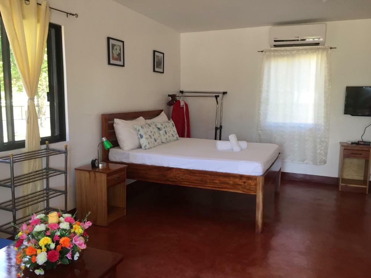 Tongatok Cliff Resort Mambajao Exterior photo